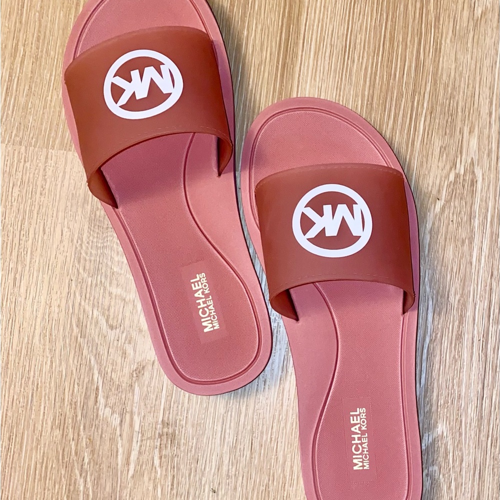 MICHAEL Michael Kors Pink/Coral Logo Slide Sandals Nwot